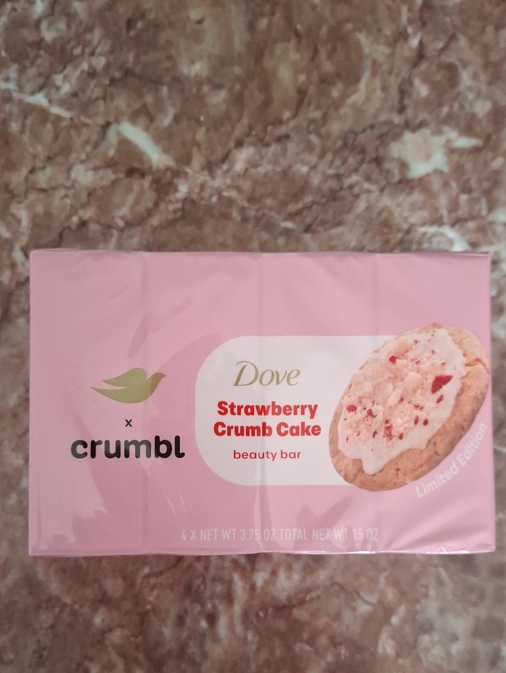 Dove Crumbl Strawberry Crumb Cake Beauty Bar - Pink